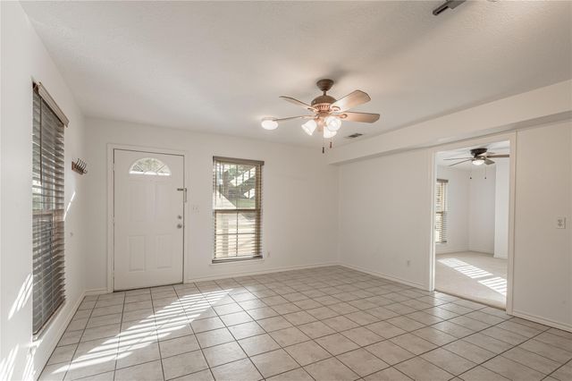 2118 Avenue M, Unit A, Huntsville, TX 77340