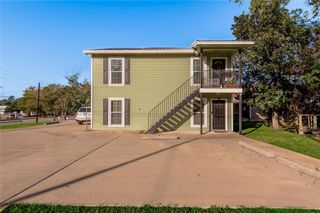 2118 Avenue M, Unit A, Huntsville, TX 77340