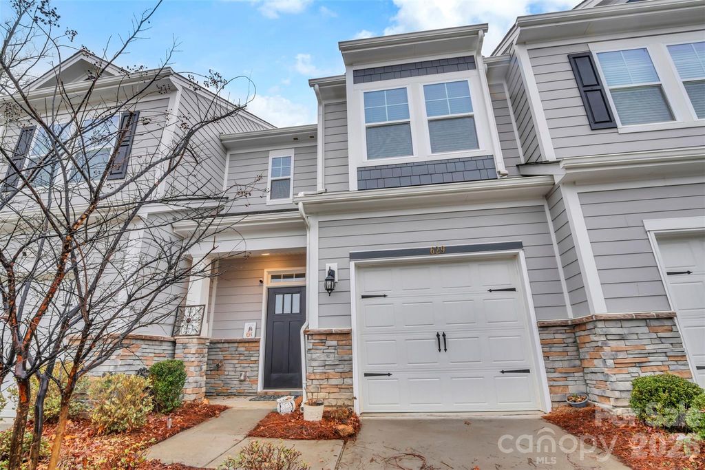 629 Cypress Glen Lane, Clover, SC 29710