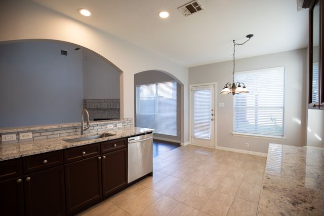 2908 Pioneer Park Drive, Flower Mound, TX 75022