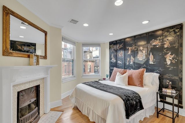 199 Marlborough 301, Boston, MA 02116