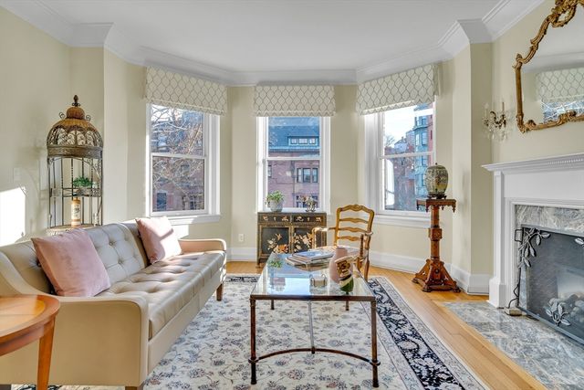 199 Marlborough 301, Boston, MA 02116