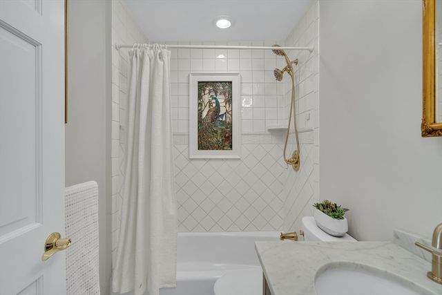 199 Marlborough 301, Boston, MA 02116