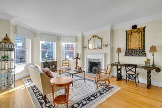 199 Marlborough 301, Boston, MA 02116