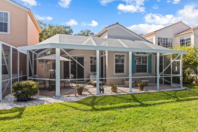 73 Via Verona, Palm Beach Gardens, FL 33418