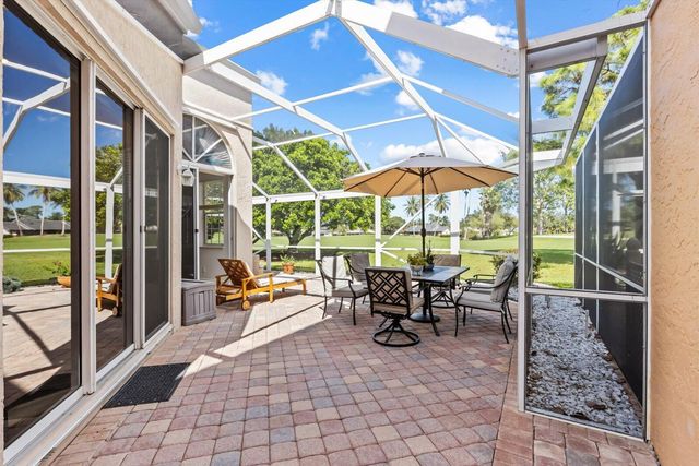 73 Via Verona, Palm Beach Gardens, FL 33418