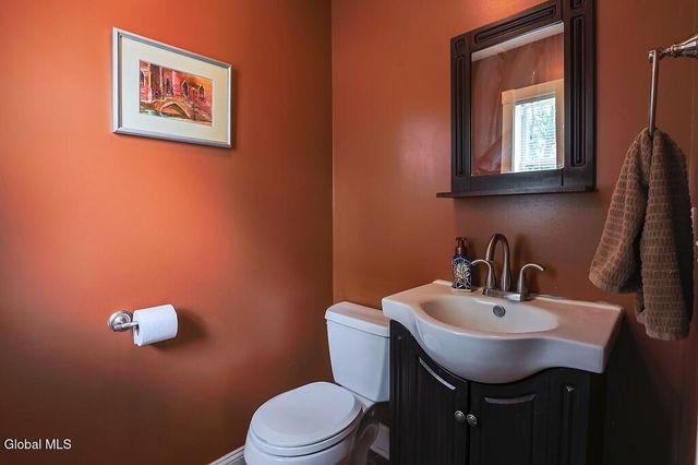 417 Helderview Drive, Altamont, NY 12009