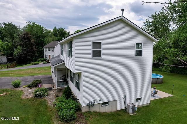 417 Helderview Drive, Altamont, NY 12009