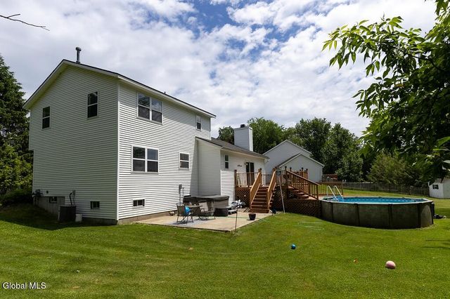 417 Helderview Drive, Altamont, NY 12009