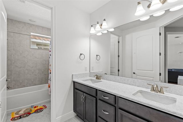 10236 BEECHWOOD LANE, Orlando, FL 32832
