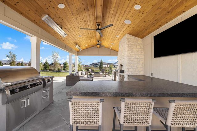 6113 W Redland Dr., Eagle, ID 83616