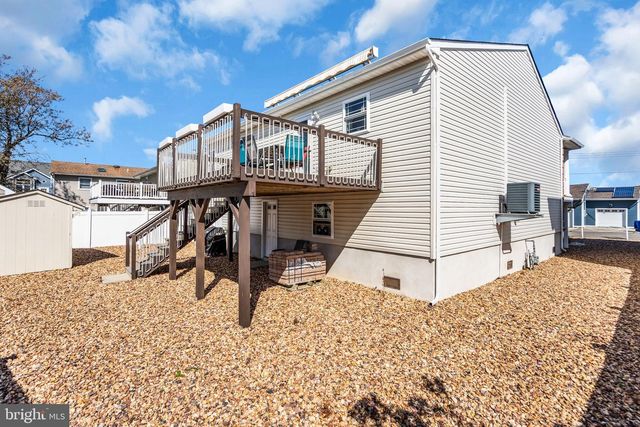 3245 WINDSOR AVE, Toms River, NJ 08753