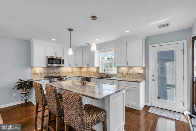 3245 WINDSOR AVE, Toms River, NJ 08753