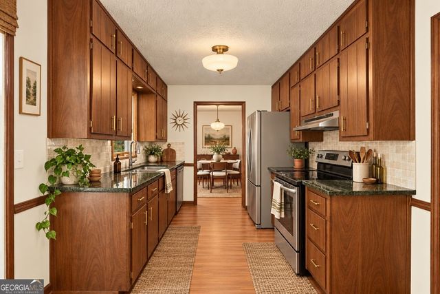 1119 Blazing Ridge, Lawrenceville, GA 30046