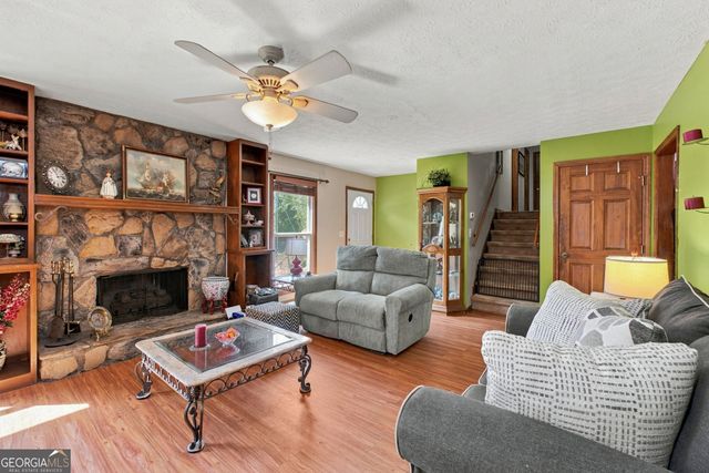 1119 Blazing Ridge, Lawrenceville, GA 30046
