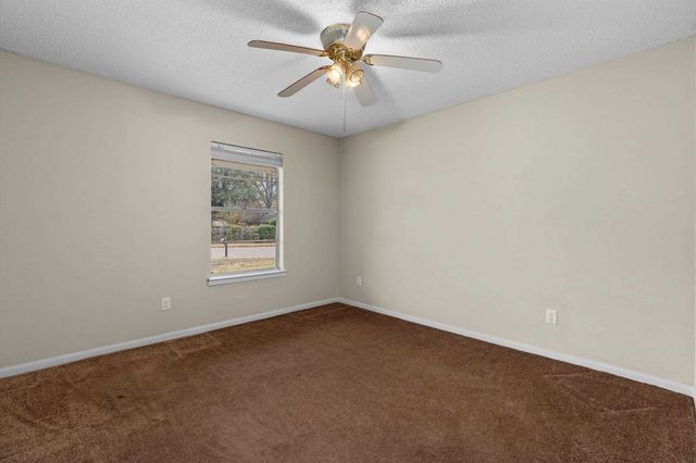 2002 Lee St, Longview, TX 75604