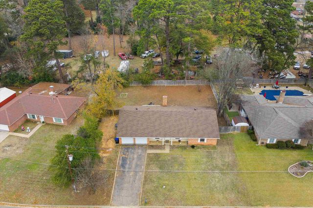 2002 Lee St, Longview, TX 75604