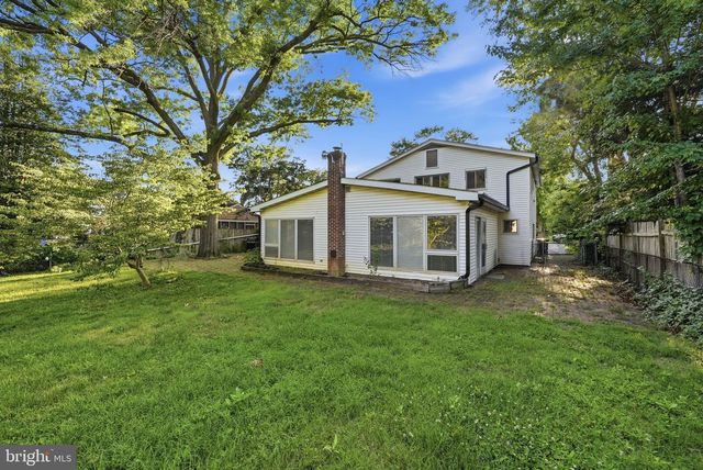 1206 BEECHWOOD DR, Frederick, MD 21701