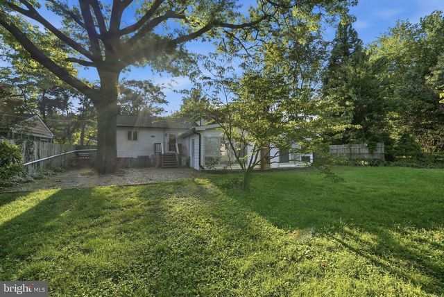 1206 BEECHWOOD DR, Frederick, MD 21701