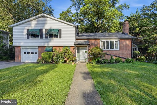 1206 BEECHWOOD DR, Frederick, MD 21701