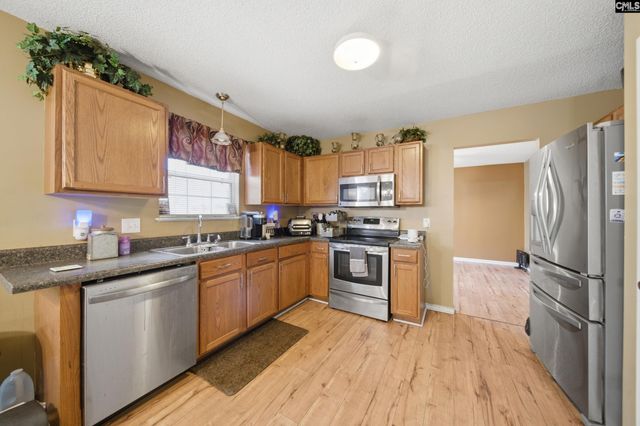 102 Skyhawk Road, Irmo, SC 29063