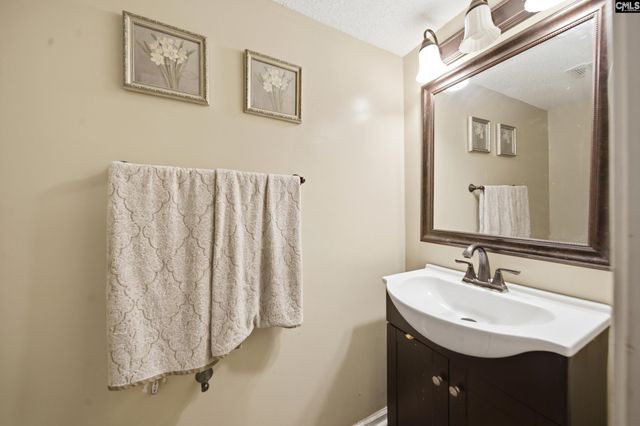 102 Skyhawk Road, Irmo, SC 29063