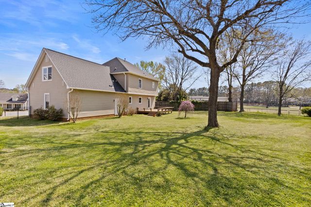 16 Spring Forest Court, Greenville, SC 29615