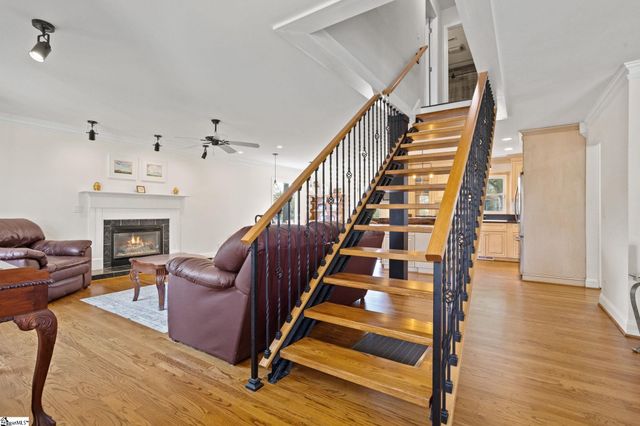 16 Spring Forest Court, Greenville, SC 29615