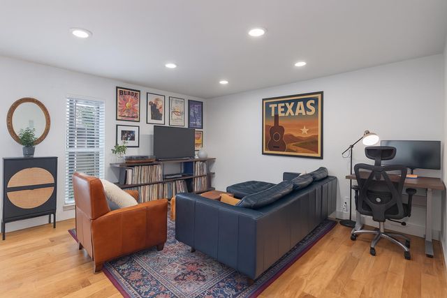 5820 Berkman DR 205, Austin, TX 78723