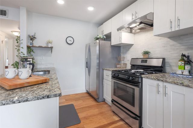 5820 Berkman DR 205, Austin, TX 78723