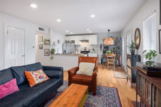 5820 Berkman DR 205, Austin, TX 78723