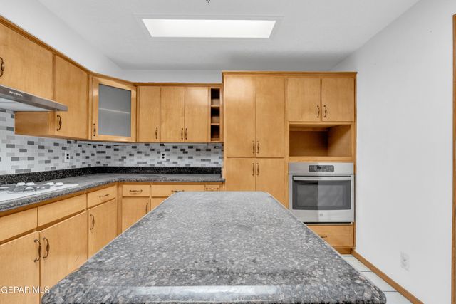 1617 TOMMY AARON Drive, El Paso, TX 79936