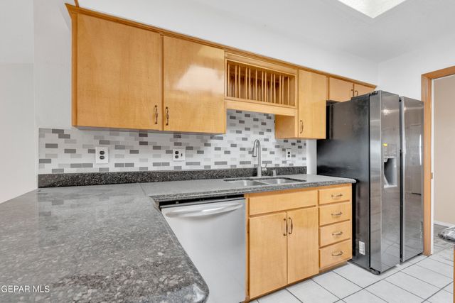 1617 TOMMY AARON Drive, El Paso, TX 79936