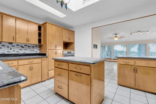 1617 TOMMY AARON Drive, El Paso, TX 79936