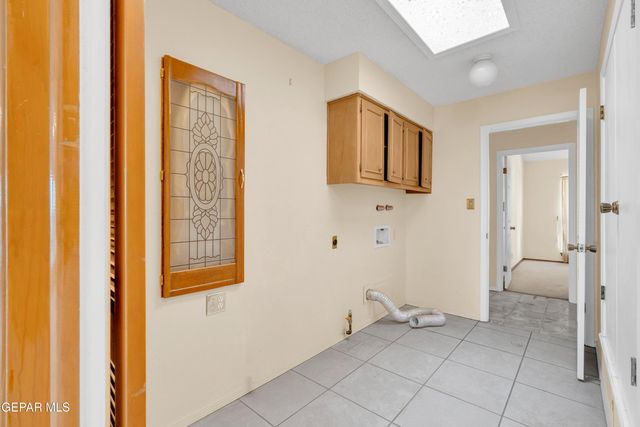 1617 TOMMY AARON Drive, El Paso, TX 79936