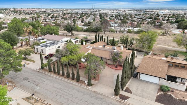 1617 TOMMY AARON Drive, El Paso, TX 79936