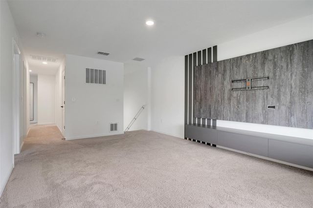 2083 GOLD DUST DRIVE, Minneola, FL 34715