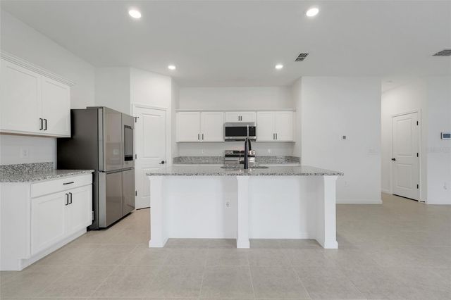 2083 GOLD DUST DRIVE, Minneola, FL 34715