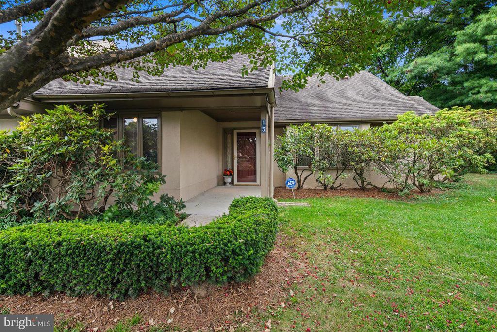 681 MEETINGHOUSE RD #15, Elkins Park, PA 19027