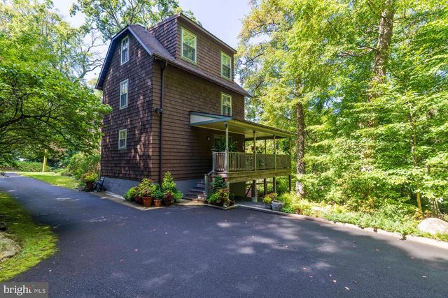 7 WALT LN, Wyncote, PA 19095