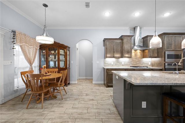 7813 Iron Man Dr, Corpus Christi, TX 78414