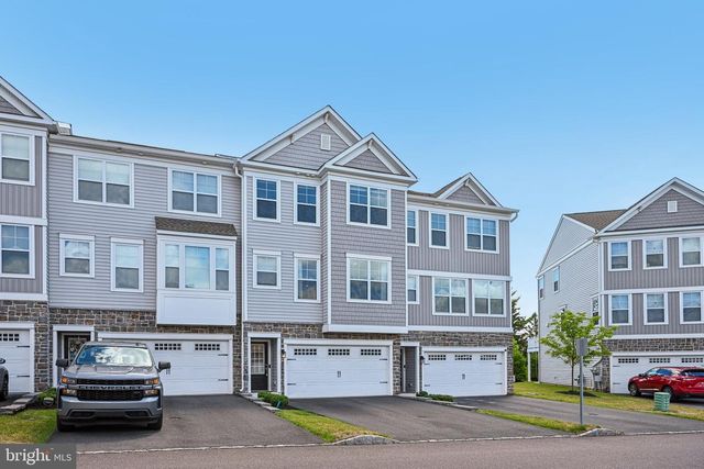 154 LARRABEE WAY, Royersford, PA 19468
