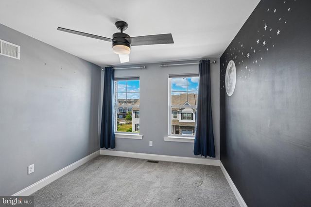 154 LARRABEE WAY, Royersford, PA 19468