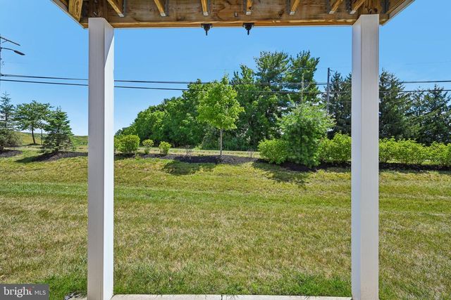 154 LARRABEE WAY, Royersford, PA 19468