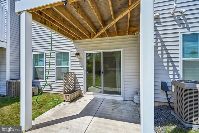 154 LARRABEE WAY, Royersford, PA 19468