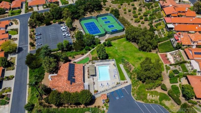 907 Ridge Heights Road, Fallbrook, CA 92028