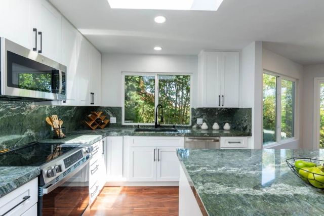 907 Ridge Heights Road, Fallbrook, CA 92028