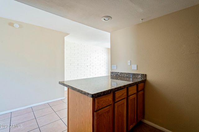 1801 W Tuckey Lane Apt 8, Phoenix, AZ 85015