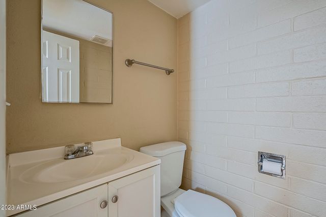 1801 W Tuckey Lane Apt 8, Phoenix, AZ 85015
