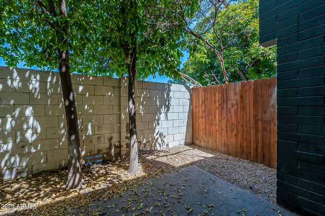 1801 W Tuckey Lane Apt 8, Phoenix, AZ 85015